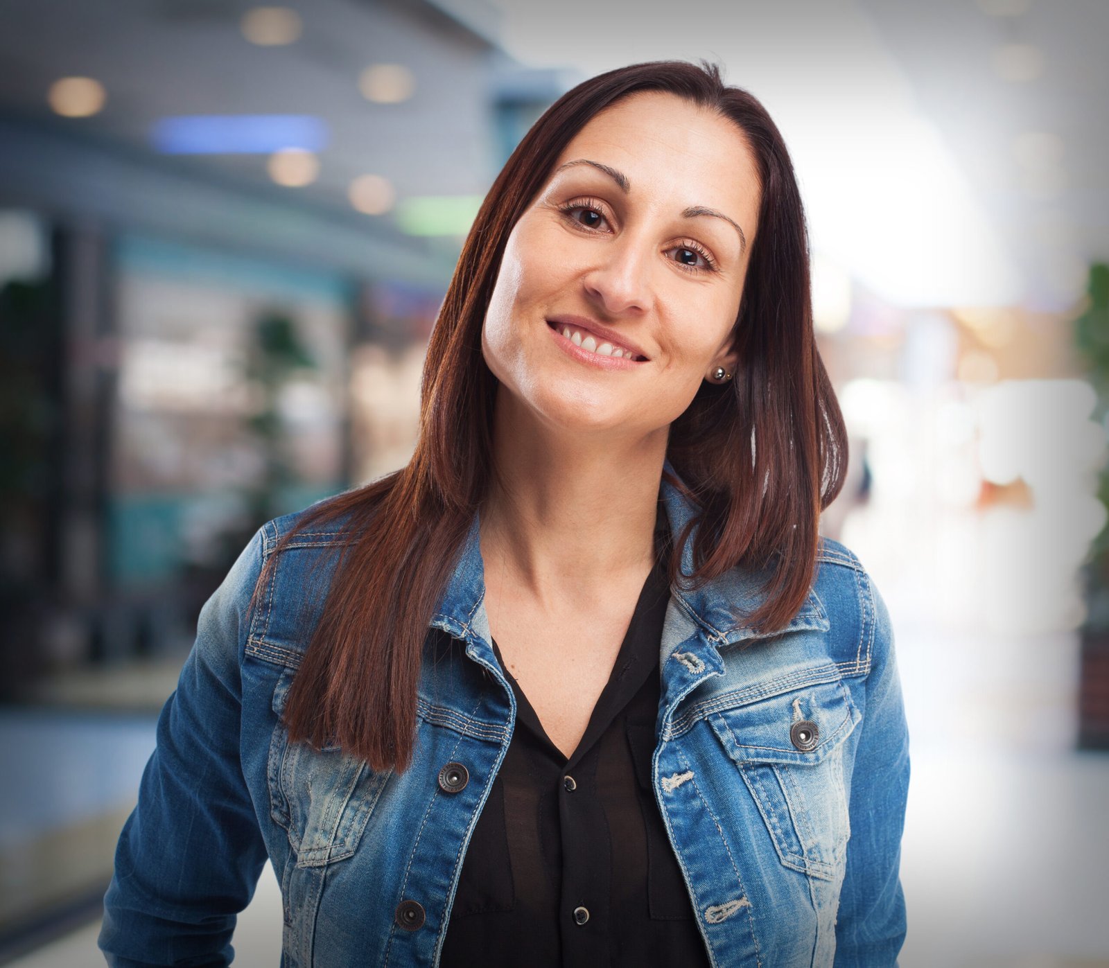 "Para mim, a vida vegana sempre foi sobre mais do que apenas alimentação. Sempre fui extremamente cuidadosa para garantir que minha dieta fornecesse tudo o que meu corpo precisa. Quando descobri o VEG VITAL, percebi que estava no caminho certo. Não apenas me ajudou a manter uma boa saúde, mas também vi uma melhora significativa na minha saúde óssea. Me sinto mais forte e mais confiante em relação à minha saúde desde que comecei a tomar este suplemento. É um verdadeiro aliado para quem busca uma nutrição completa e equilibrada."